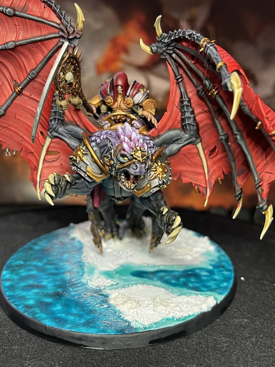 Sigmalthus's tweet photo. Chaos Sorcerer lord on manticore complete! #warmongers #paintingwarhammer #warhammercommunity #ageofsigmar https://t.co/nwvD8ALrbK