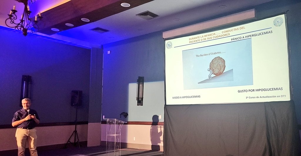 Infancia a la adolescencia: 
Dr. Carlos Alberto Antillón Ferreira

"Negociar y dialogar con los consultantes" 

#SMNEDT1
<a href="/SMNE_Oficial/">Sociedad Mexicana de Nutrición y Endocrinología</a>
<a href="/antillonendop/">Carlos Antillon</a>