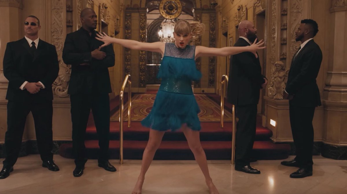 PopBase's tweet photo. 5 years ago today, Taylor Swift released ‘Delicate.’ https://t.co/TTTS9afRl9