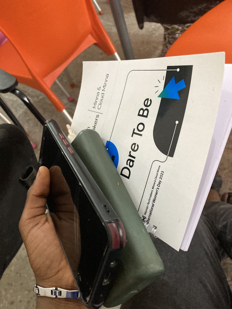 madeenah_ux's tweet photo. I had an amazing time connecting🤗 with like-minded individuals at #WTDMinna 

 I am also grateful for the opportunity to present and share my passion with others.
Thank you 🙌❤ to the organizers for putting together such a fantastic event.

#daretobe  #iwd2023 #productdesign https://t.co/p7vCgY4pAG