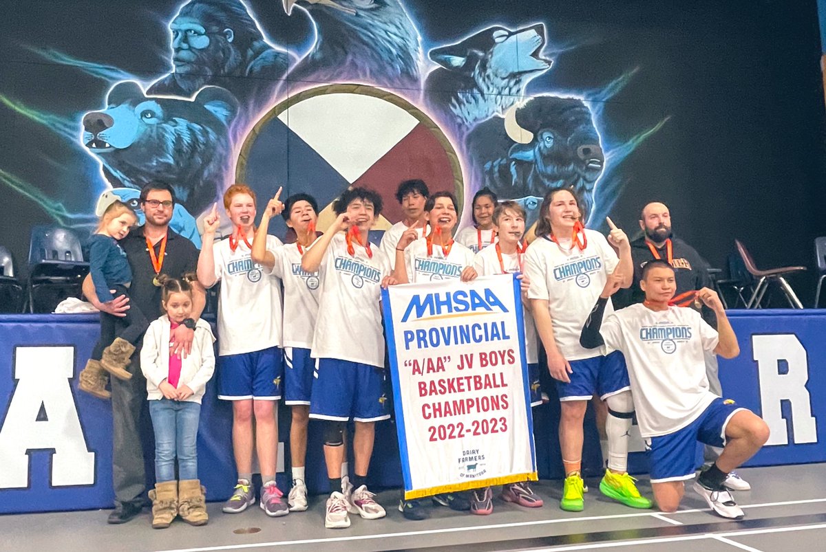 jackielconnell's tweet photo. MHSAA Provincial JV A/AA Champions from Frontier Collegiate in Cranberry Portage, MB ♥️. Join me in showing these students and their coaches some love!!! #Sport #PhysicalActivity #FrontierSD https://t.co/pOvhCEk5Cw