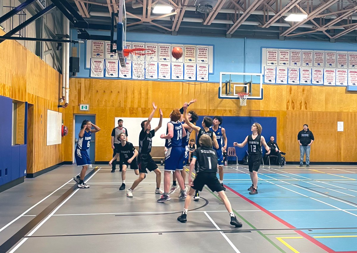 jackielconnell's tweet photo. MHSAA Provincial JV A/AA Champions from Frontier Collegiate in Cranberry Portage, MB ♥️. Join me in showing these students and their coaches some love!!! #Sport #PhysicalActivity #FrontierSD https://t.co/pOvhCEk5Cw