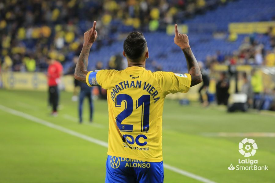 🎙 Jonathan Viera: 'Hay que ir a por el derbi porque los demás no aflojan' 🔝🐥⚽️
#LasPalmasMalaga 
#LaLigaSmartBank 
Síguelo aquí 👉 bit.ly/400PPha