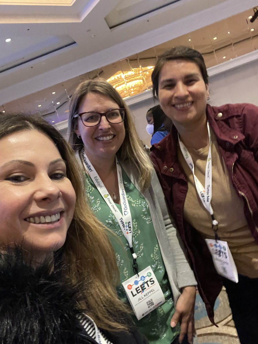 Monlux_Elem's tweet photo. Great day of learning at LEETS23. @ITI_LAUSD #LEETS23 #LEETS #EmpoweredByITI https://t.co/7qPqJUZ7xB