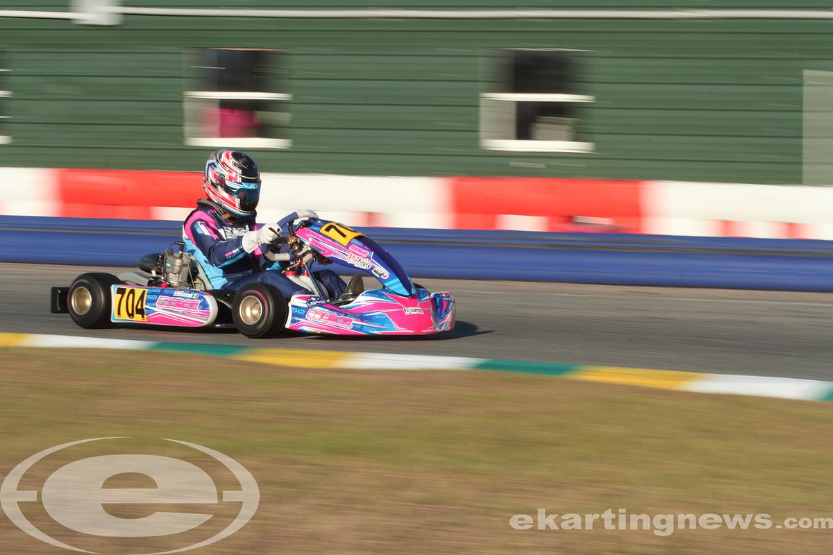 eKartingNews's tweet photo. #EKNatUSPKS #SouthernGP
X30 Junior Heat 3
1. Ernesto Rivera +2.345
2. Steven Miller
3. Max Taylor
4. Leonardo Escorpioni
5. Teddy Musella
6. Diego Ardiles
7. Jackson Wolny
8. Cameron Brinkman
9. Enzo Vidmontiene
10. Emma Kate Scarbrough
#Orlando #karting https://t.co/ULnBDQYNTu