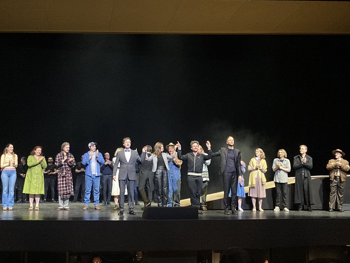 ManuelBrug's tweet photo. #dogville after famous #larsvontrier movie @aaltotheater is well fitted opera by #gordonkampe which needs time to find her true sound between to much parlando muzak. Well done with finale furioso🔥 by #tomasnetopil and #davidhermann. #laviniadames as Grace is soprano #fayedunaway https://t.co/F7WM19Cff4