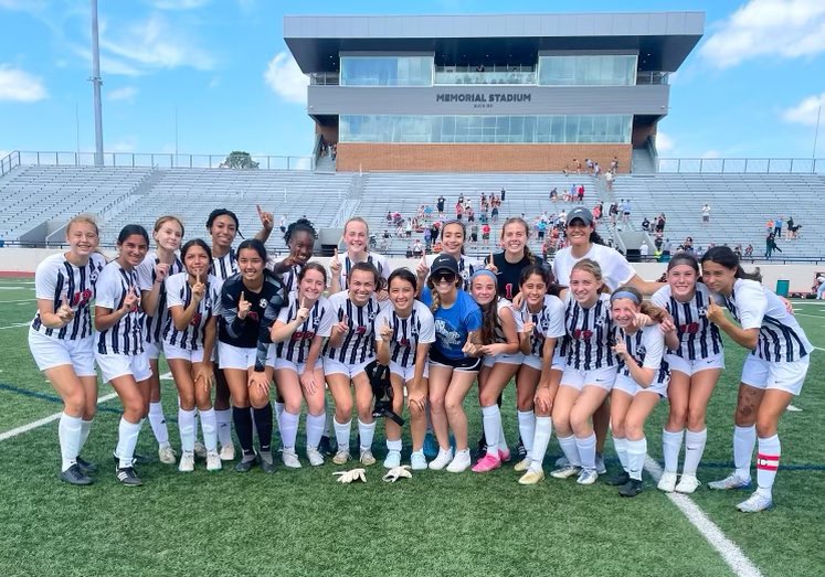 AvaRamosSoccer's tweet photo. District champions ❤️❤️ now on to the play offs!! @DHSLadySoccer #firstindistrict #goladyeagles https://t.co/xEq8ToPKAv