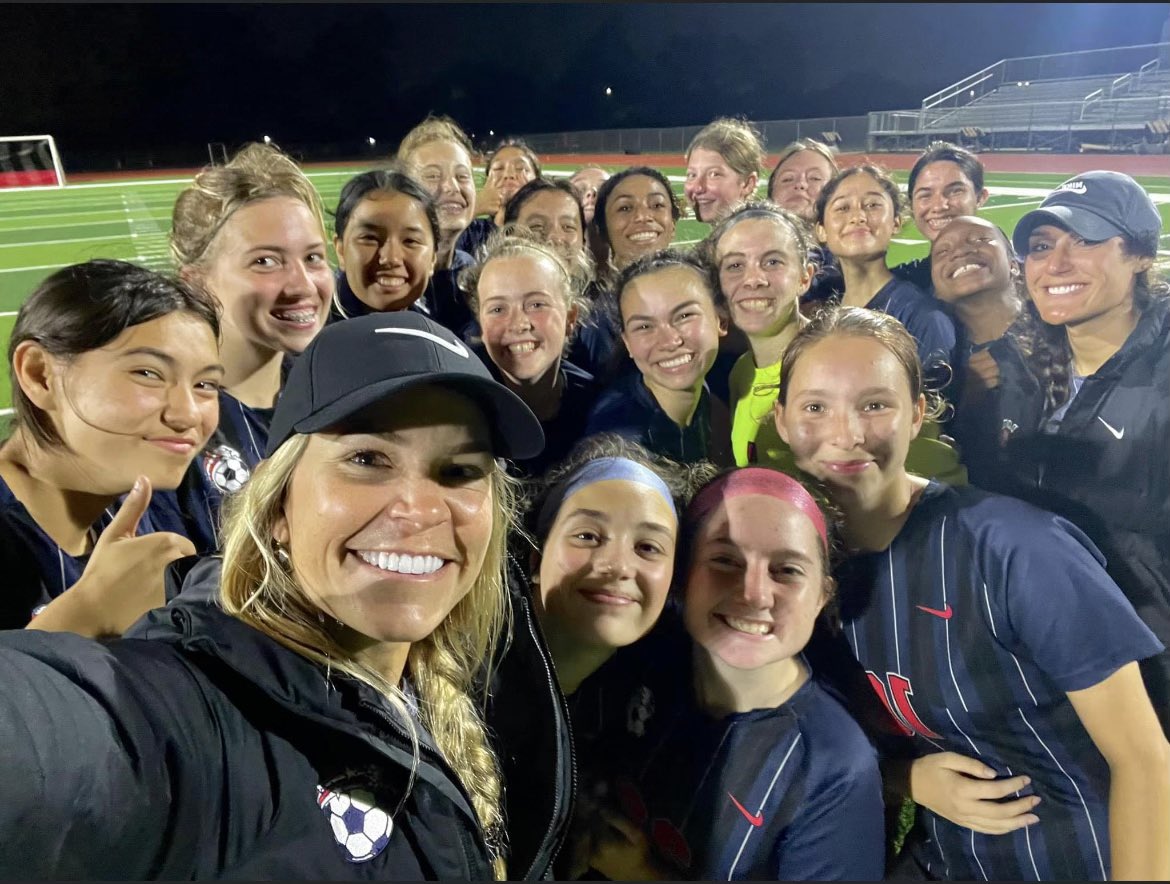 AvaRamosSoccer's tweet photo. District champions ❤️❤️ now on to the play offs!! @DHSLadySoccer #firstindistrict #goladyeagles https://t.co/xEq8ToPKAv