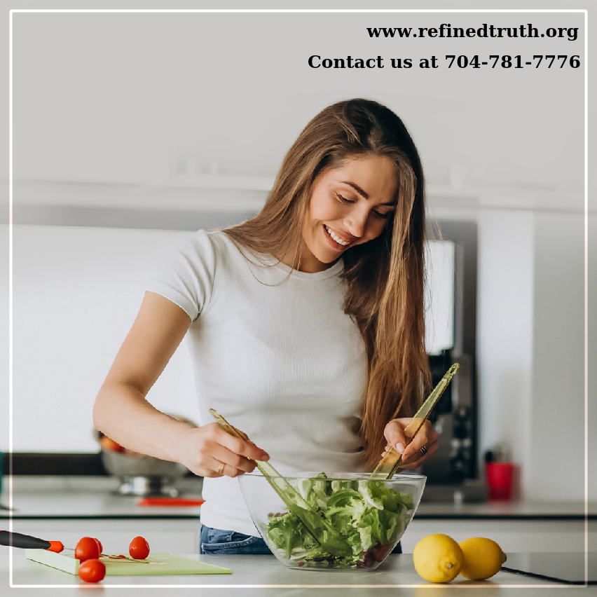 RefinedTruth's tweet photo. Fuel your body with the nutrients it deserves! 🥗 #sleepsolutions #formalwearcatanddog #aestheticclothes #athomegym #selflove https://t.co/ShTtY4YwYs