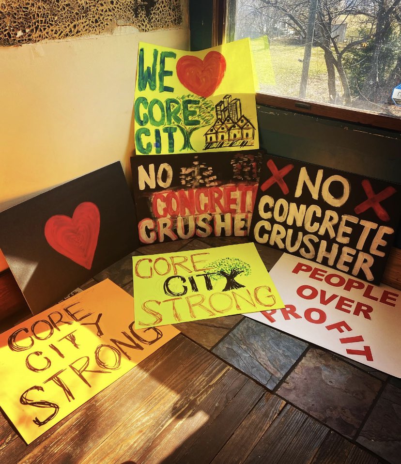 Shoutout to the incredible youth of <a href="/DWEJonline/">DWEJ</a> who are throwing down and making art for our campaign!! 😭💜😭💜😭💜 #CoreCityStrong #CoreCityDetroit #CoreCity