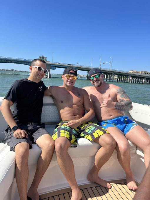 Just a couple of bros on a boat with a bunch of H…HO….HOT WIVES! 

@dannyluckee 
@TheFacialParty 
@TheHotWifeTour
