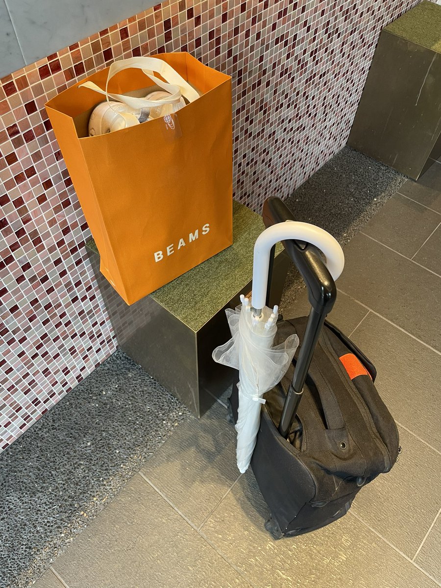 1ヶ月ほど滞在したビジネスホテルからチェックアウト！！ https://t.co/b5p34eacoP