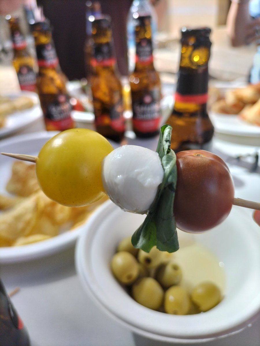 MUExperience's tweet photo. #Catering rico, el arroz buenísimo. @ENAEbusiness 🙌🌞 https://t.co/f5vKSp3pYZ