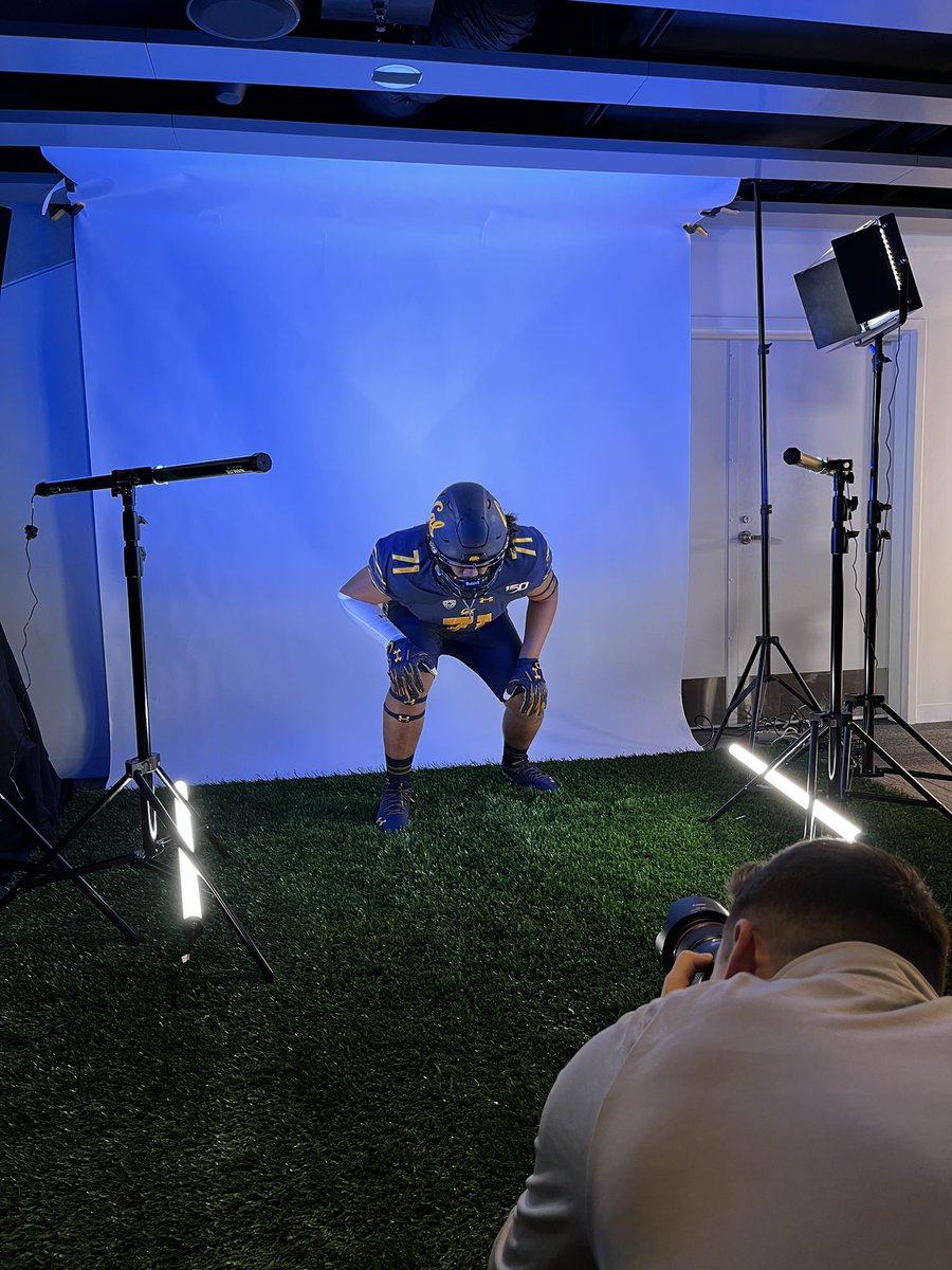 IKINASIO (Iki) TUPOU (@ITupou71) on Twitter photo 2023-03-11 22:54:03 Had a great time at Cal this past weekend, Big thanks to the entire staff for making this visit specialπ»π @CalFootball @BrandonHuffman @MWCherrington @MikeBloesch @CalBears247 Had a great time at Cal this past weekend, Big thanks to the entire staff for making this visit specialπ»π @CalFootball @BrandonHuffman @MWCherrington @MikeBloesch @CalBears247