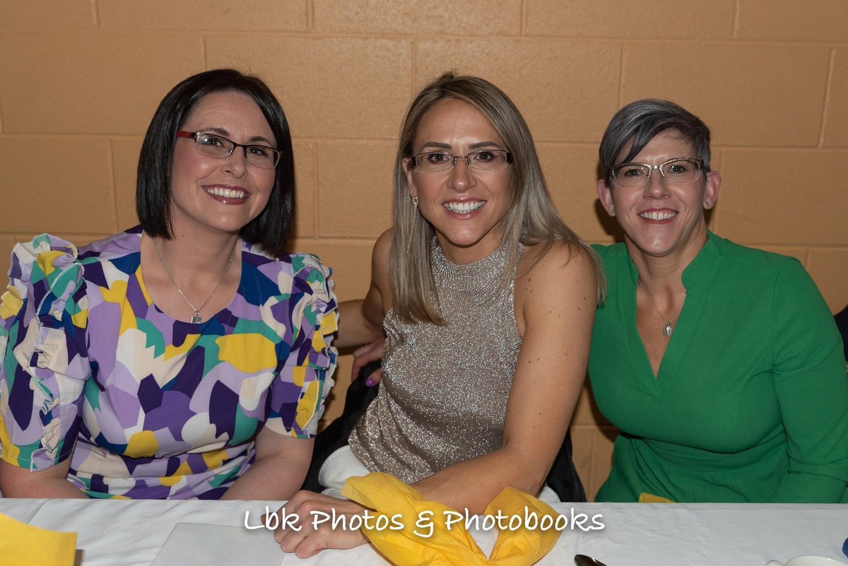 SineadReel's tweet image. 💙💛 Dinner Dance 💙💛
Thanks to all for a great night and the beautiful photo frame for @ReelOwen #cornerback #1972 
We are blessed to have great parents from 2 rural areas who brought us up in the fantastic community of Gaelic Games #Poyntzpass #Silverbridge