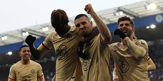 Leicester 1-3 Chelsea (MAÇ SONUCU-ÖZET)
İngiltere Premier Lig'de oynanan maçta Chelsea, deplasmanda Leicester City'yi 3-1 yenik etti.
spordan.net/futbol/ingilte…