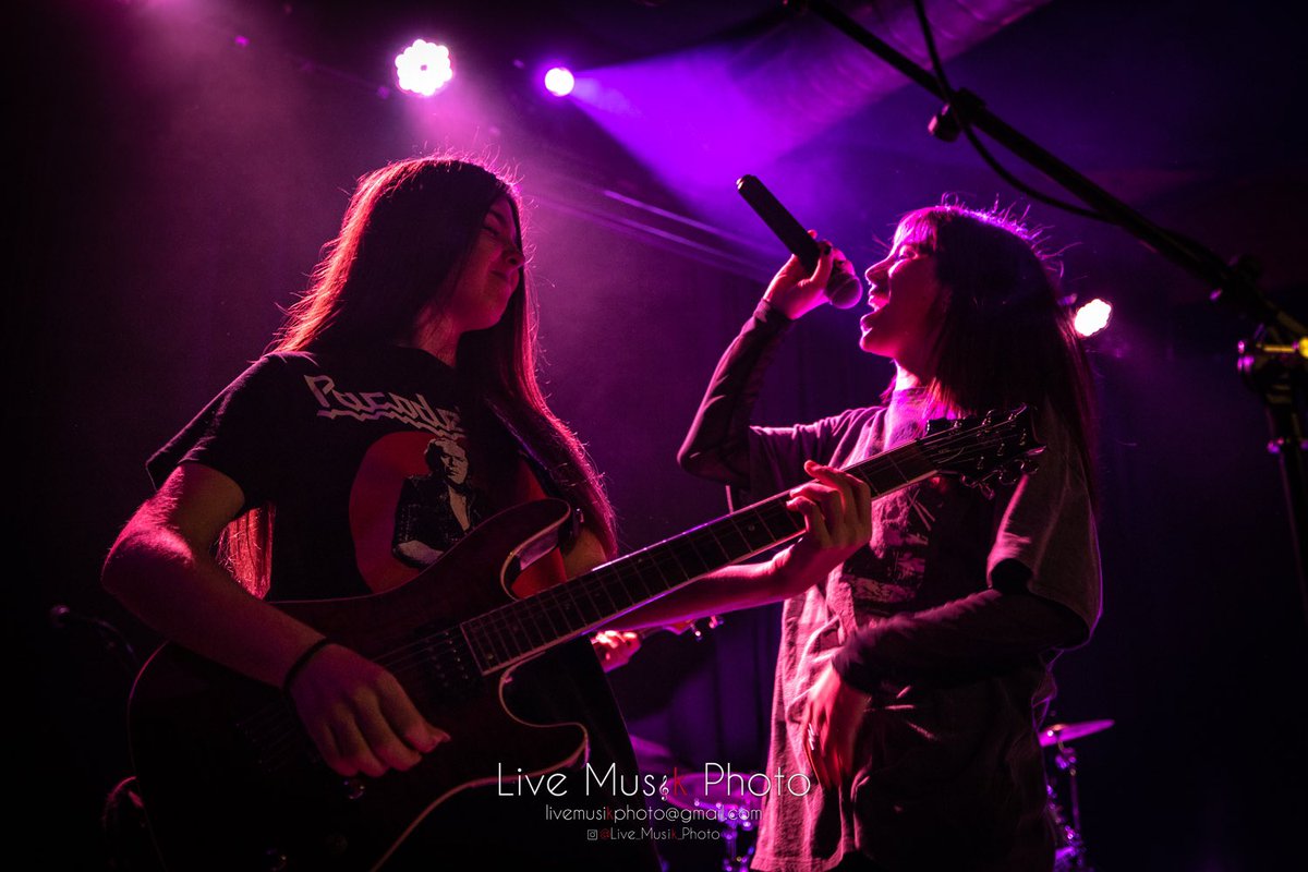 MusikPhoto's tweet photo. La Niña Paracaídas @ Cafè del Teatre, Lleida. 10th March 2023
1/2 https://t.co/zAJUOjeyNR
