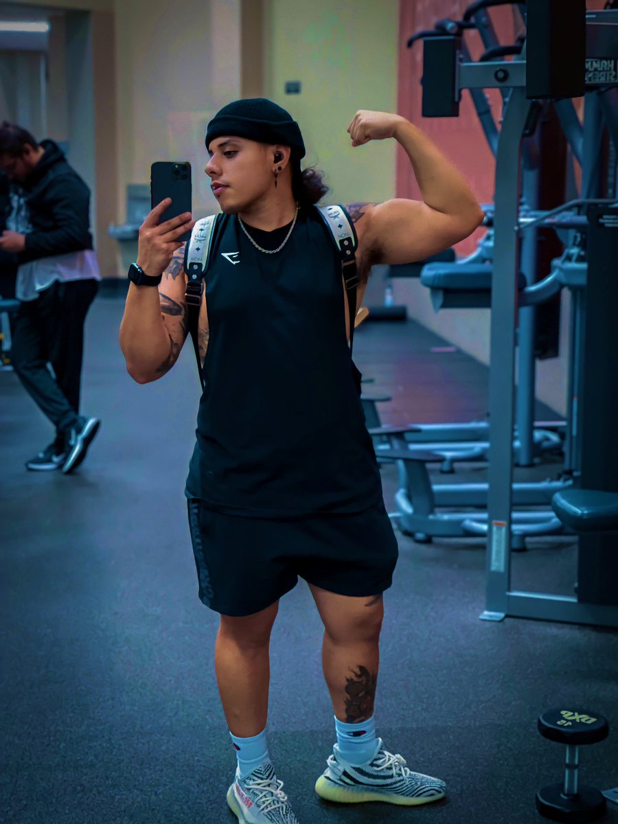 My arms decided to blow up out of nowhere 😮‍💨