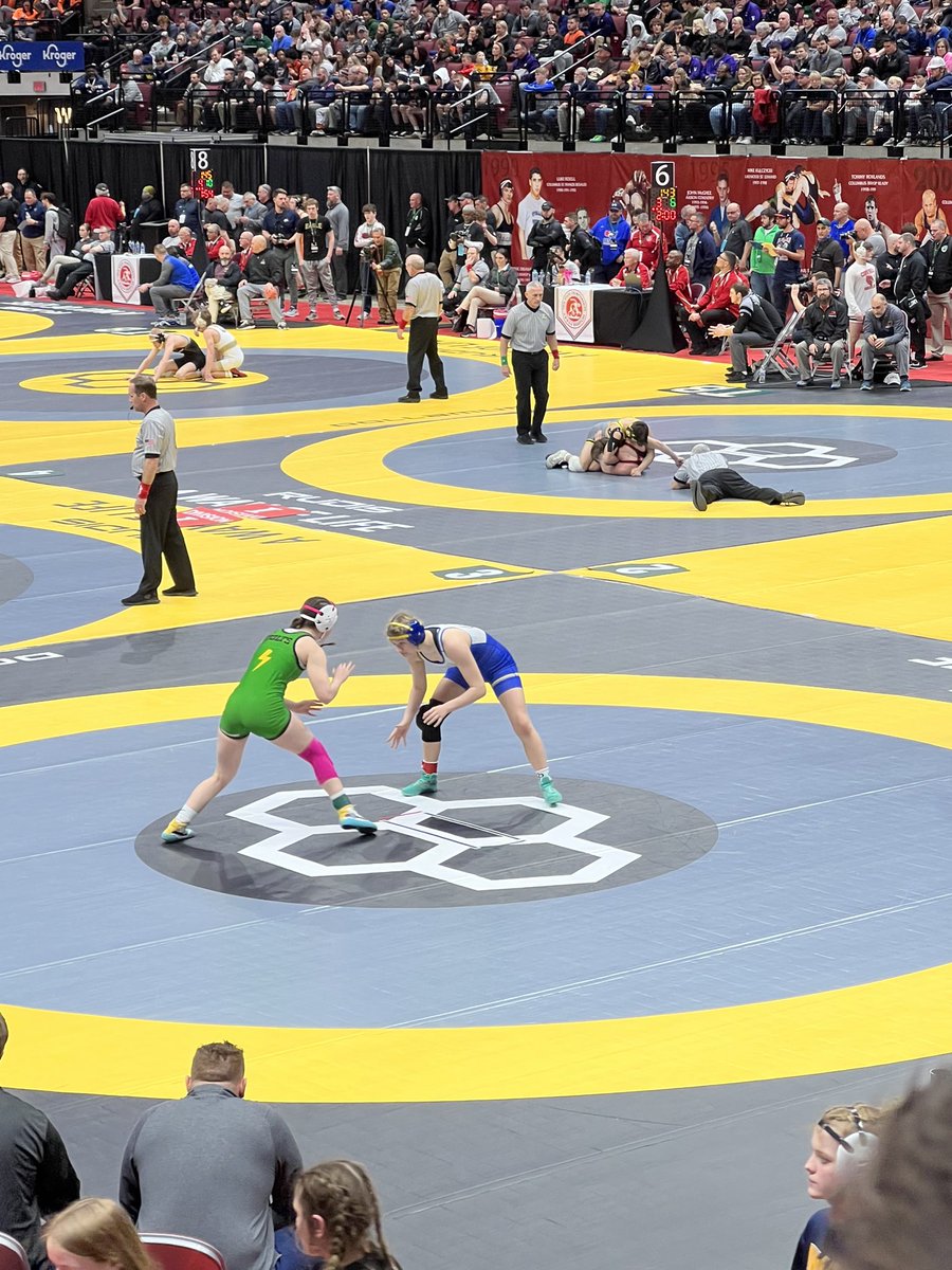 NThunderbolts's tweet photo. Lacie Knick wins by pin will be wrestling in the Championship match on Sunday https://t.co/X498oDMDN8