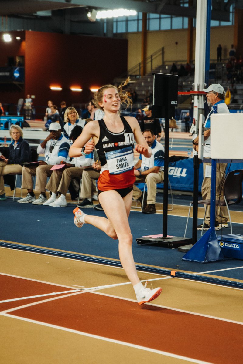 Fiona Smith of <a href="/CSBTF/">CSB Track and Field</a> finishes the weekend as a 2x national champion.

She won the women's 3k in a new championship record of 9:25.62, the No. 6 fastest time in D3 history.

📸: @mralanlam2