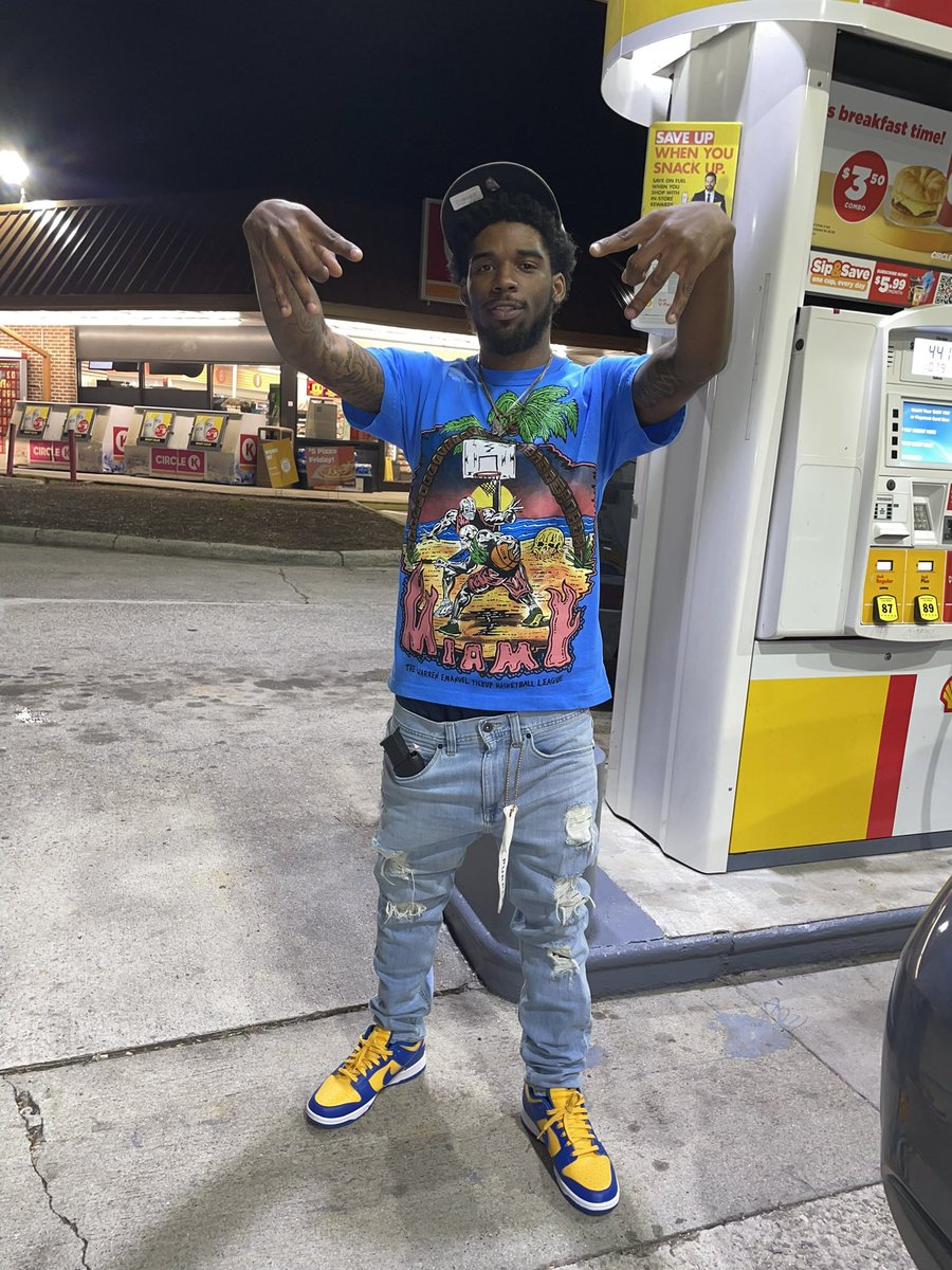 1nonlykev_'s tweet photo. Fly asf ion know what to call it😮‍💨🔥 https://t.co/7l1jhZJ2yZ