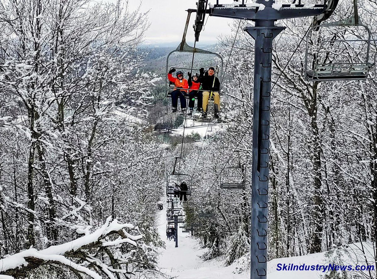 Wonderful Skiing at Catamount Mountain in New York! 

Very warm and friendly environment.
Excellent for families.

#Ski #Skiing #Catamount #NewYork #SkiNewEngland #Family #Children 
#SkiInstruction #SkiLessons  

         Via: SkiIndustryNews.com