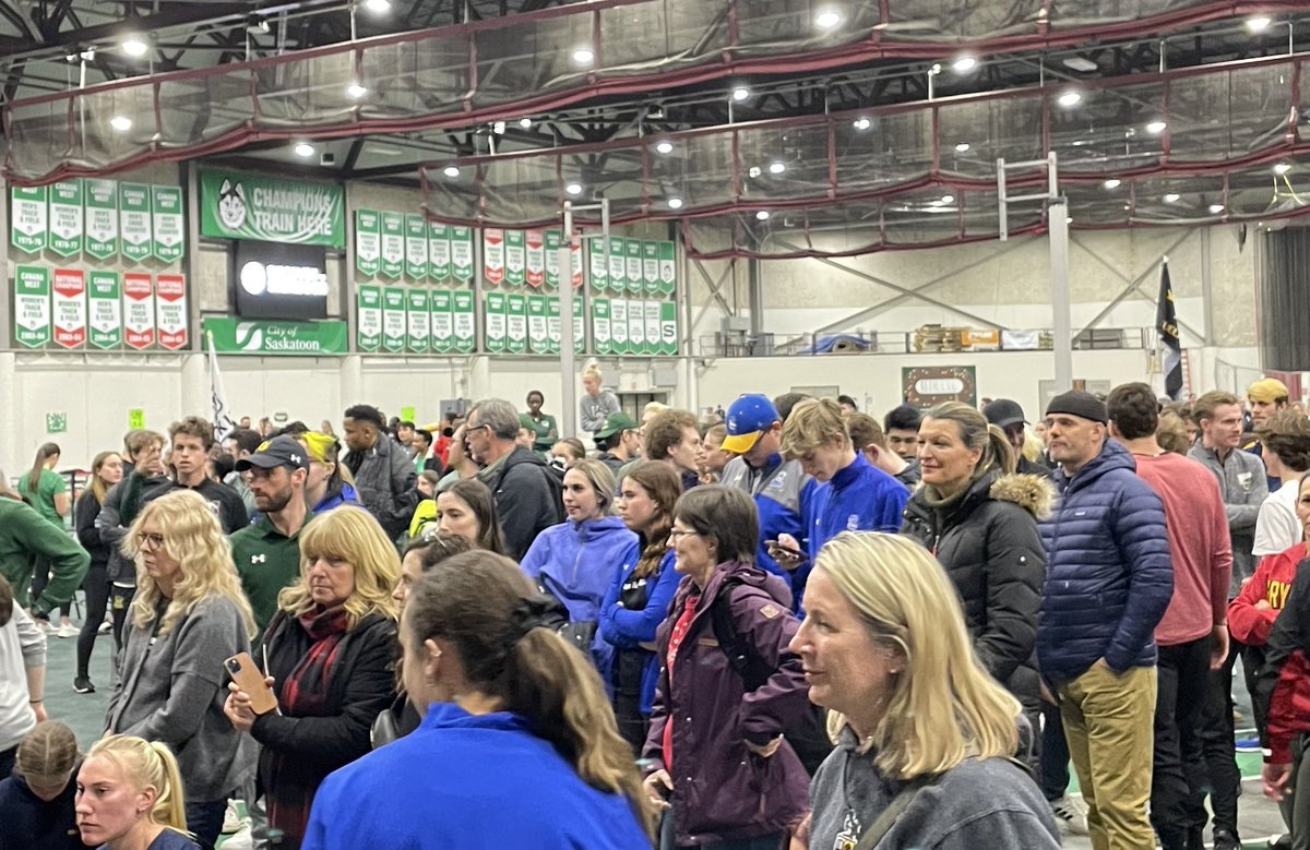 Congratulations to all athletes hosted here at USask this week for 2023 U-Sports Track & Field Championships.The medal ceremony happening now is a true celebration of students & potential. Congrats to Huskie Track & Field team. Thank you to USask coaches, staff, & families!