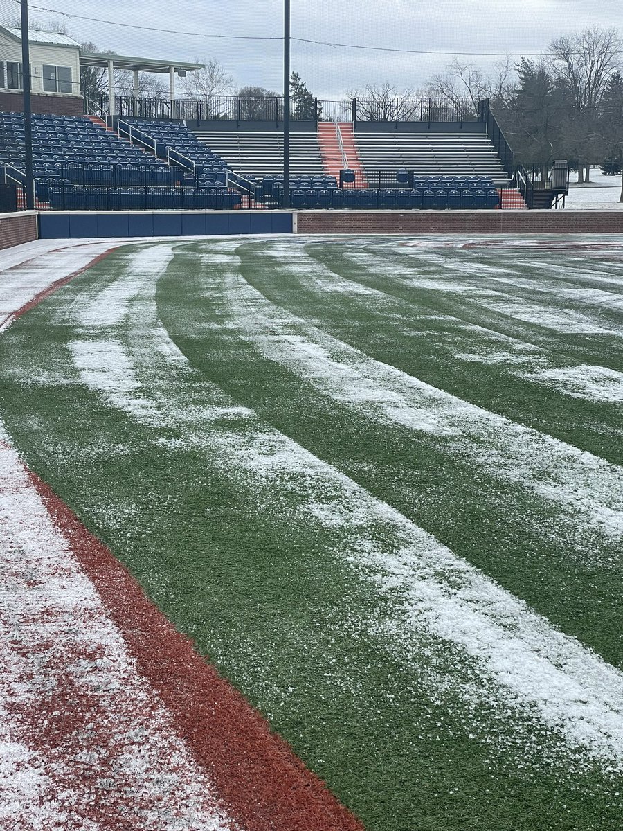 Bucknell_OE's tweet photo. Many hands (or toolcats) help get Depew ready for action!  @Bucknell_BB https://t.co/RWFxslzIDl