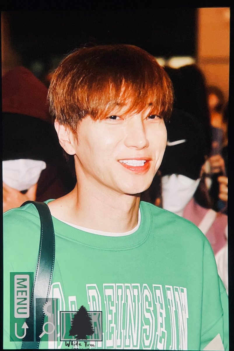 whitetree701's tweet photo. 230312 입국
웰컴홈!! 어침에 밝은 미소로 인사 :) 

#이특 #LEETEUK #イトゥク #利特 #슈퍼주니어 #SUPERJUNIOR @special1004 https://t.co/s8yEUb2aeG