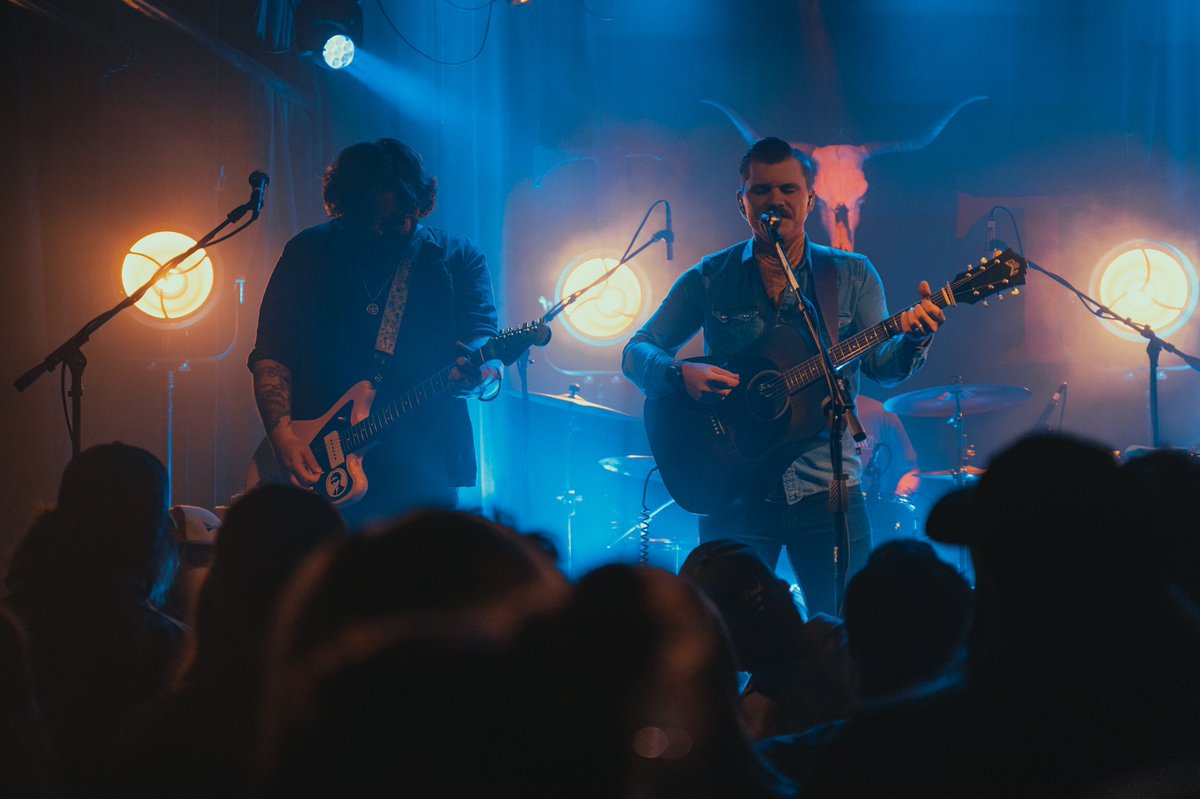 KM_TCF's tweet photo. Last night in Seattle was a dream. Tonight, we are in Portland Oregon @polarishallpdx. @ryanwilcoxmusic kicks off at 8, we are on at 9. Do this. https://t.co/Nf2UeumyYQ