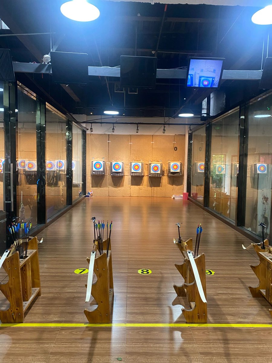 qiqiTwitte's tweet photo. Have a good weekend, go to the archery club with friends to relax. https://t.co/9FsGMHO9vx