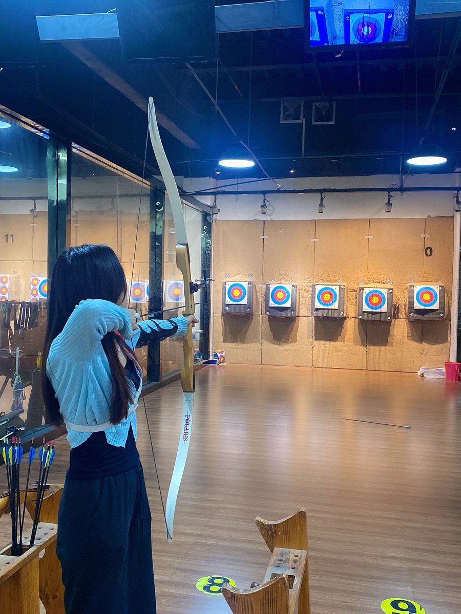 qiqiTwitte's tweet photo. Have a good weekend, go to the archery club with friends to relax. https://t.co/9FsGMHO9vx