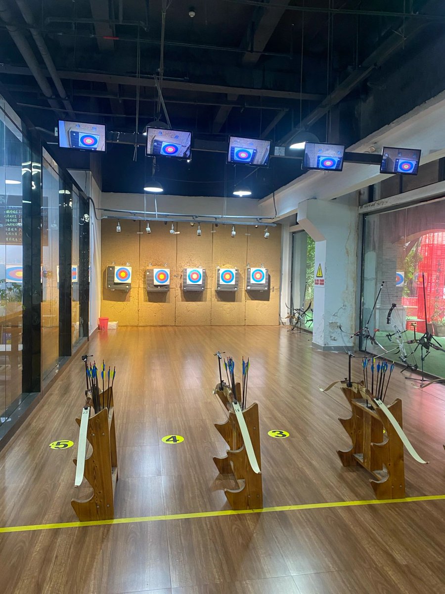 UUQQTwi's tweet photo. Have a good weekend, go to the archery club with friends to relax. https://t.co/Z06p3O2FQE