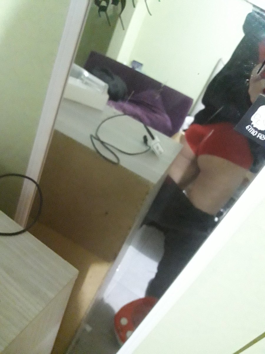 JuliStar4345's tweet photo. Holi, buenas
#Femboy https://t.co/CcEbJfbDmQ