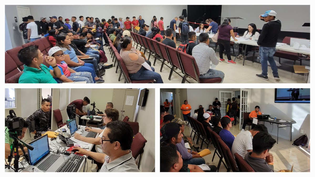 ConsGuateMiami's tweet image. @ConsGuateMiami @MinexGt sirviendo a la comunidad guatemalteca con documentación consular, durante el consulado móvil que lleva a cabo este fin de semana en la ciudad de Bonita Springs, Florida #AquiParaTi