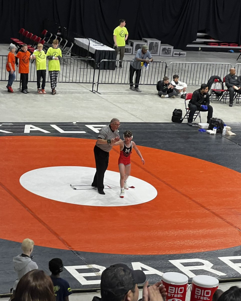 Saratoga_Hawks's tweet photo. @IESA_IL AA Wrestling Update: Paxton V. is your 90 pounds STATE CHAMP! Go, Braves, & Go, Hawks! #Back2BackStateChamp https://t.co/I3FLnEtxgj