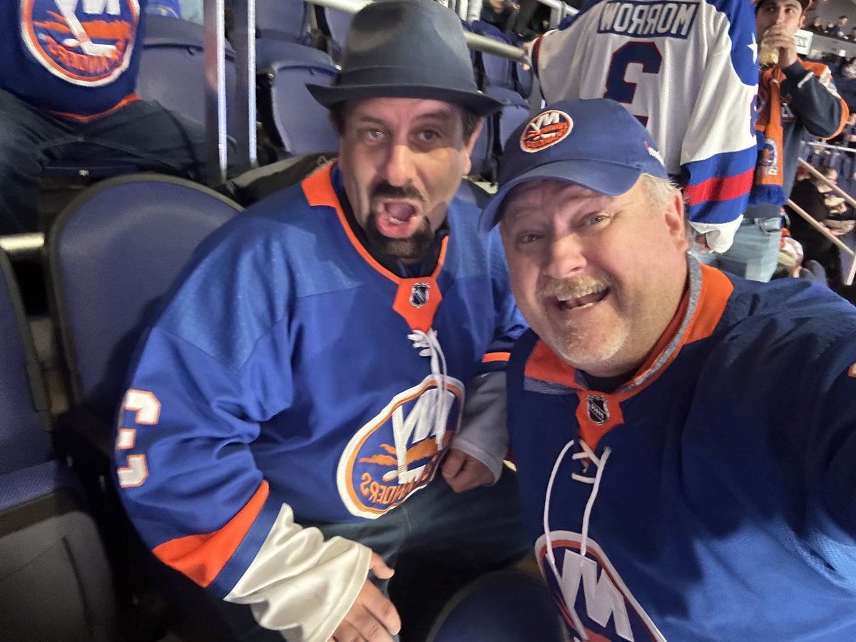 nyisles1972's tweet image. #lgi #isles #nyisles playoff race is here