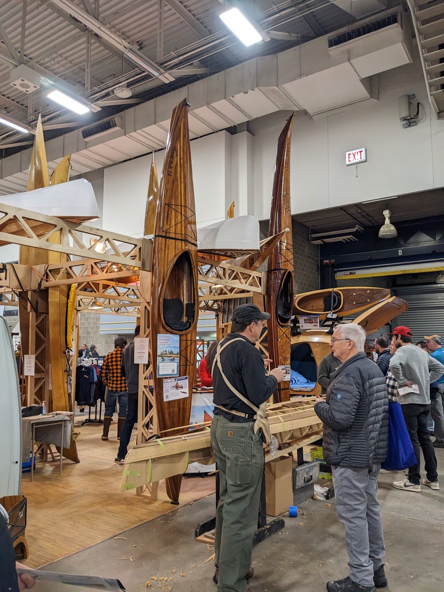 twistgryphon's tweet photo. Had a lovely time at Canoecopia today! Made me want to get out on the water even more, might have to spend some time trip planning. Also shout-out to the giant loon! 🛶 https://t.co/lspmr6aEfG