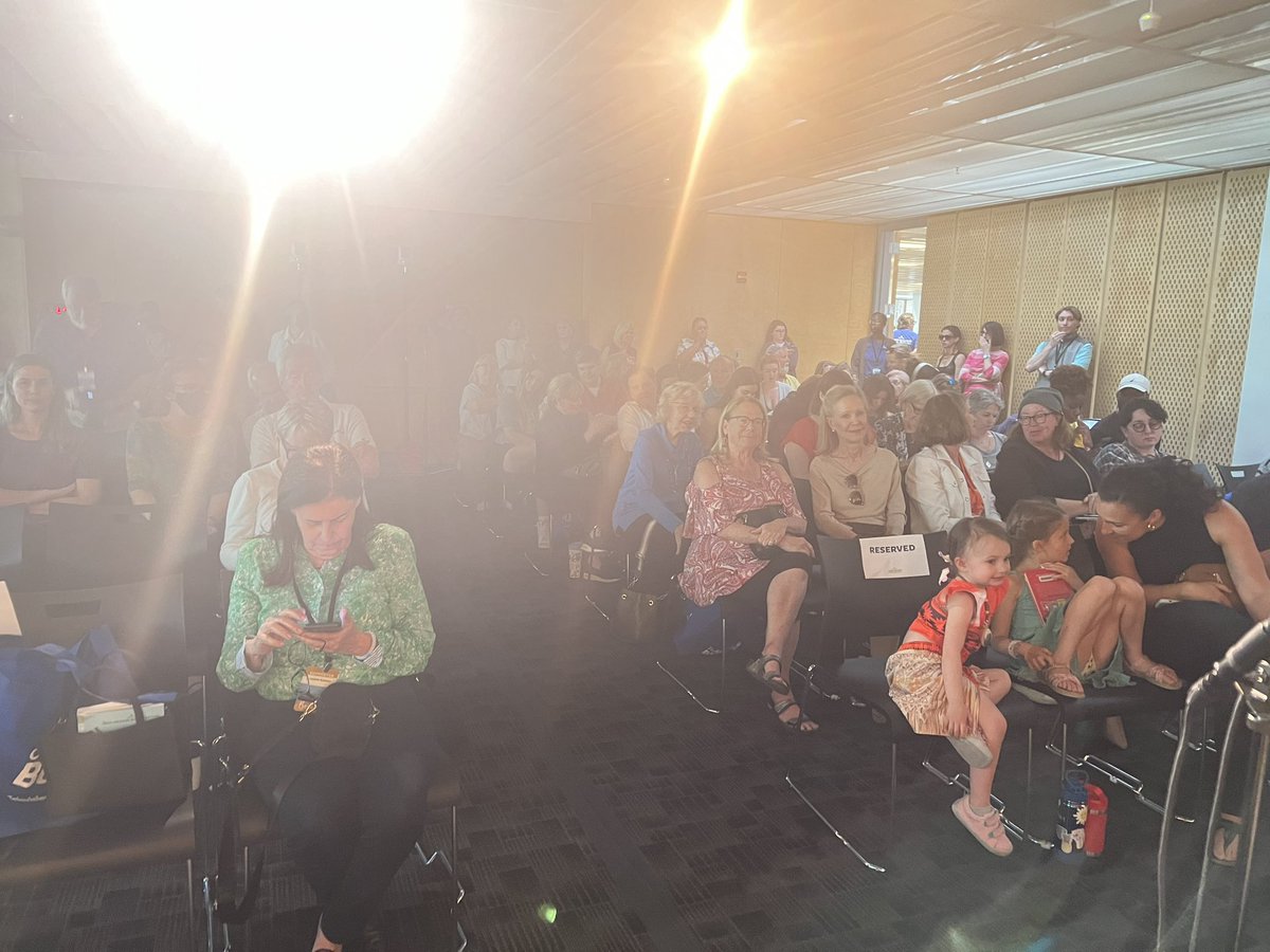 Nicole Ellis tweet media