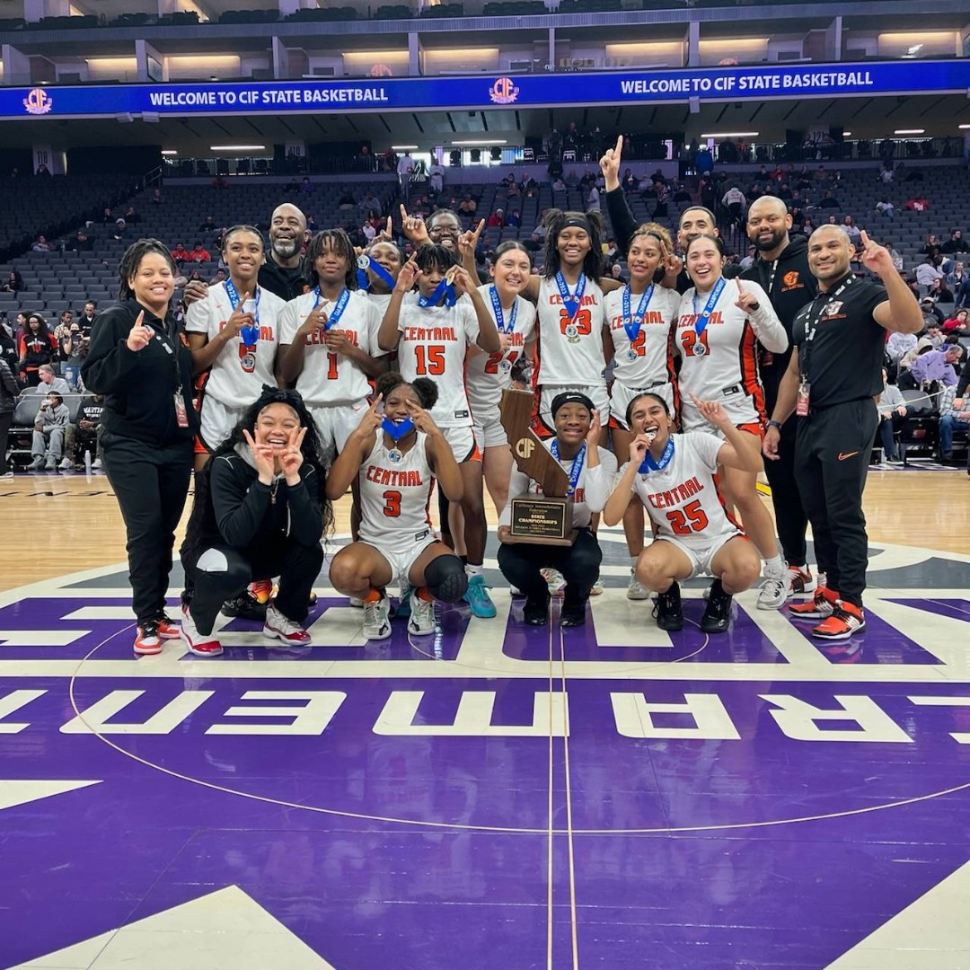 🏆🏀 Congratulations to the Central Grizzlies (<a href="/grizzlyathletes/">CHSAthletics</a>) - 2023 CIF State Division II Girls Basketball Champions!