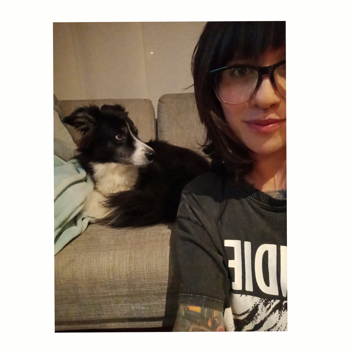 CooleraConnor's tweet photo. ¿Tienen que salir en la noche y no quieren dejar a su mascota sola? ¡Yo les ayudo! Hoy estoy cuidando a Lupe de 6:00 pm a 2:00 am. Me encargo de comida, paseo y lo más importante, que se sienta tranquila y acompañada
IG: cuido.a.tu.mascota
FB: Cuido a tu Mascota 
WP: 3203642344 https://t.co/mOLf9DCl1C