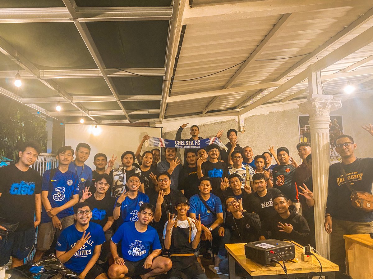 CISCmakassar's tweet photo. Nyekor ☝️aja udah seneng, apalagi 🤟
Terima Kasih @ChelseaFC
Terima Kasih Pejuang Nobar 💙
Happy Weekend 🫶
This is CISC Makassar,
Ewakooo!!!
@chelseaindo_ofc
#ThePrideofCISC https://t.co/6Qn8Hn4mLW