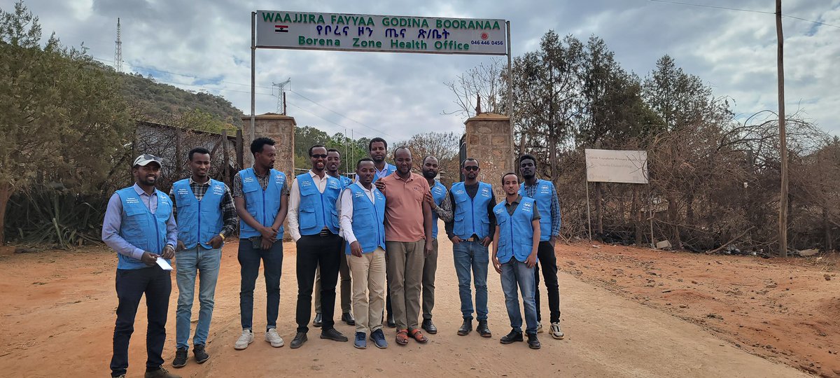 oromiaphysician's tweet photo. #OPA_at_Borana
OPA’s Emergency Response Team is @ Borena zone with emergency medical supplies to deliver emergency medical services at Drought Induced IDPs sites.
We are working with zonal health bureau to identify and address priority health related issues
#drought 
#Borana #OPA https://t.co/plWyOOR3q9