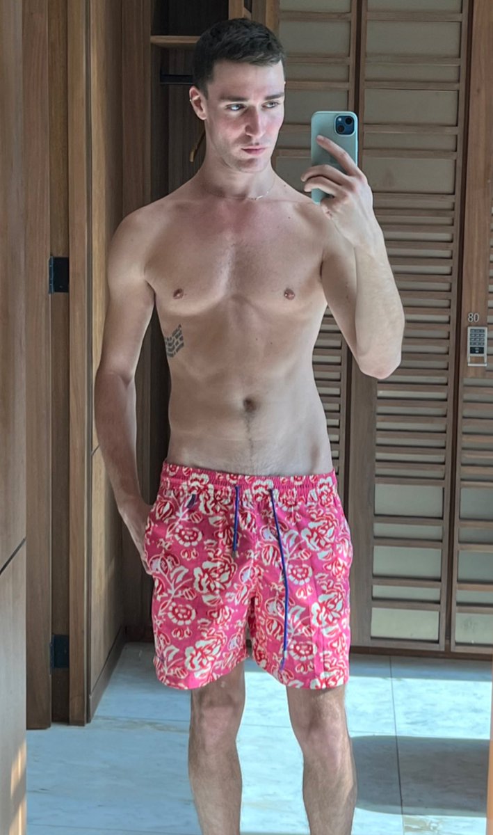 pietro__pit's tweet photo. Went swimming 🏊🏼‍♂️ https://t.co/vpZjDNZ55d