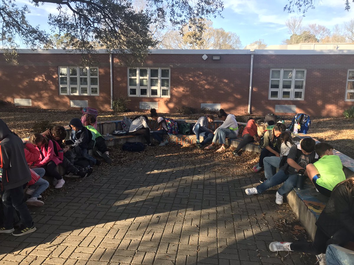 Christie Vtipil tweet media