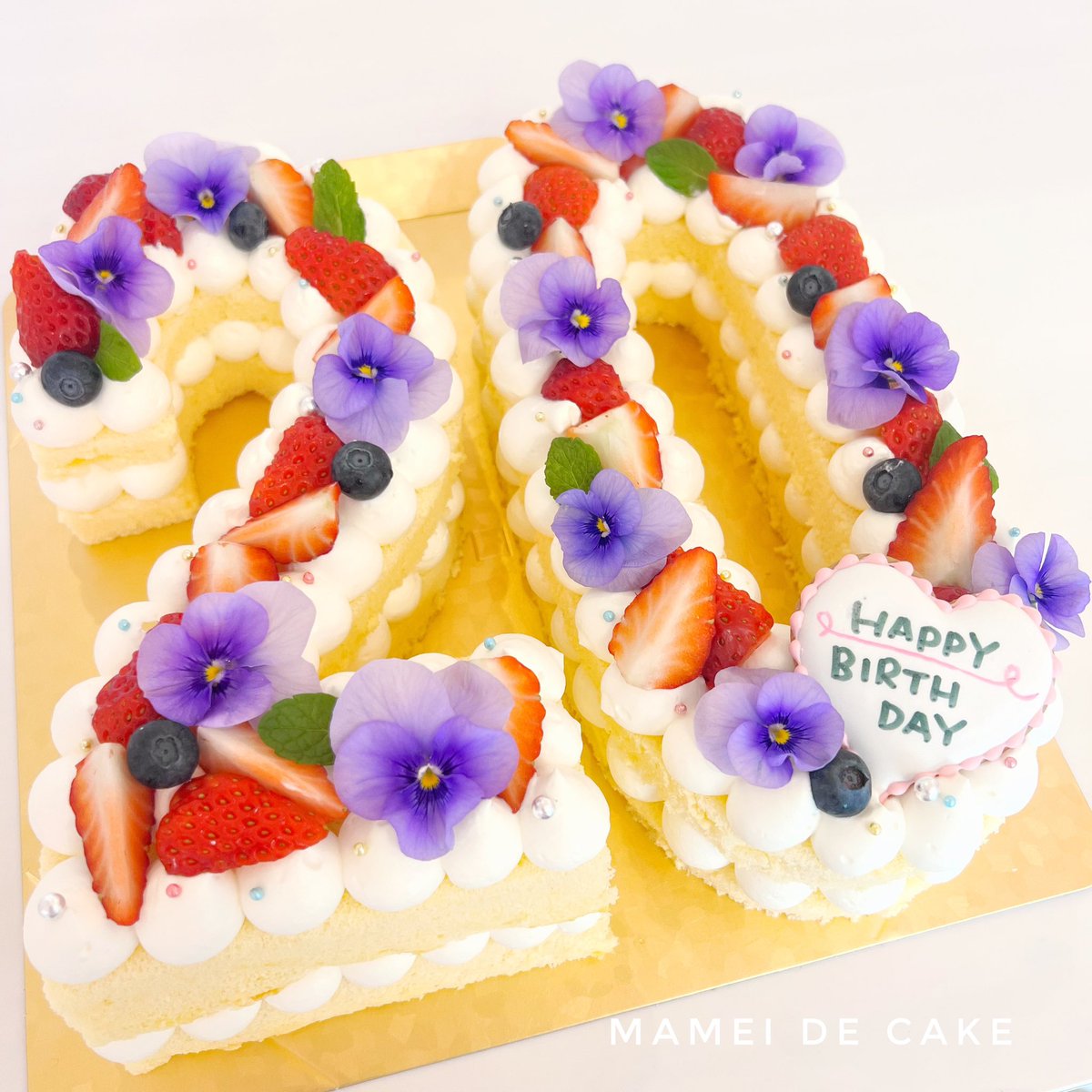 Mameidecake's tweet photo. Happy Birthday 20th！

#ケーキ #オーダーケーキ #誕生日ケーキ #ナンバーケーキ #オーダーケーキ名古屋 #ハタチ #サプライズケーキ #カフェ #センイルケーキ #似顔絵ケーキ #キャラクターケーキ #推しケーキ #女子会 #エディブルフラワー #cake #cafe #happybirthday #numbercake #20th #anniversary https://t.co/lCxPys4frJ