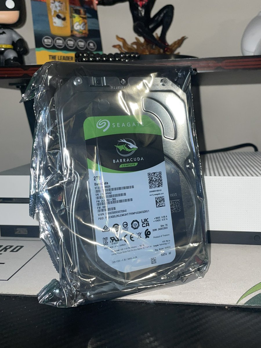 _itswebs_'s tweet image. My SEAGATE Barracuda 2TB HDD arrived today now all I’m missing is the AIO, the CPU, the GPU, and the windows operating system and the build is done!!! Plus mouse and keyboard🔥🔥🔥 it’s almost done!! #pcbuild #myfirstpc #firstpcbuild #pcbuilders #pcgamers