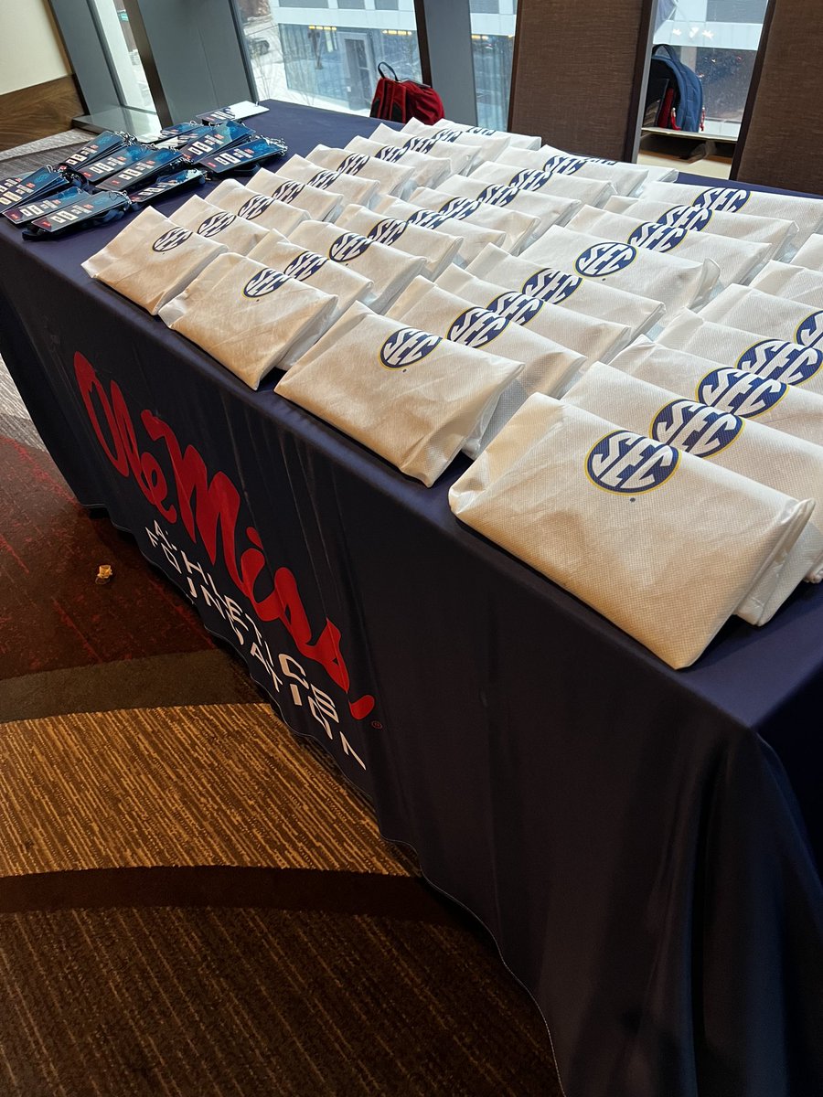 OleMissAF's tweet photo. Thank you to all of the @SEC Development departments for joining us in Nashville this week! We loved hosting the meeting this year and look forward to hosting again in 2038😉 https://t.co/gqLEAHgZEt