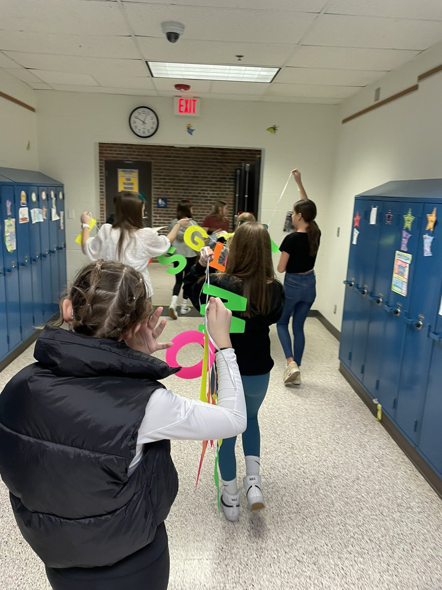 MsCallaway678's tweet photo. Successful evening at @WayzataCentral  at our 6th and 7th GLOW grade dance. SO to the best co-organizer!! Mrs Lemon 🍋🎉✨🥳💃  We couldn’t have done this dance without our teachers, office staff, admin, and PTA. https://t.co/wsnQKIzhSG