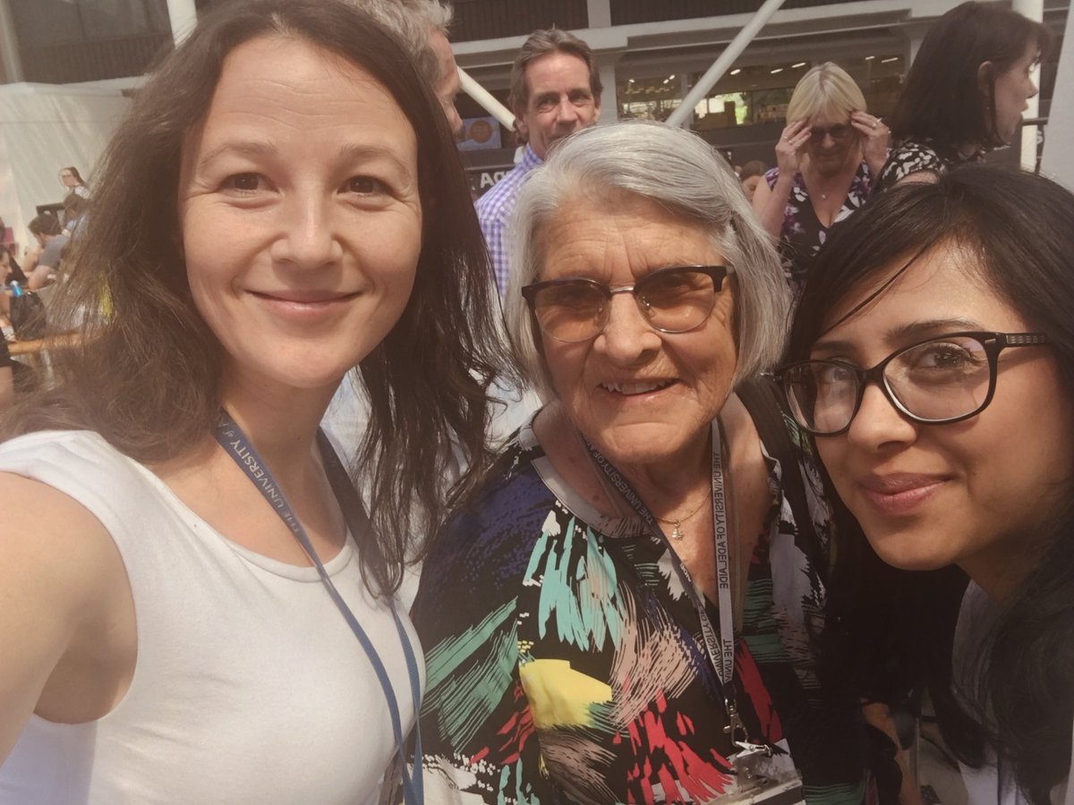 Zoe_Doubleday's tweet photo. For the 10 yr anniversary of Barbara Kidman Fellows @UniofAdelaide we reflected on the trailblazing life of Dr Barbara Kidman and everything she has done for #womeninSTEM. 

Five years ago, two Fellows were lucky enough to meet Barbara for #IWD2018 

w @drsanamm

 #IWD2023 https://t.co/DDLrMOePO3